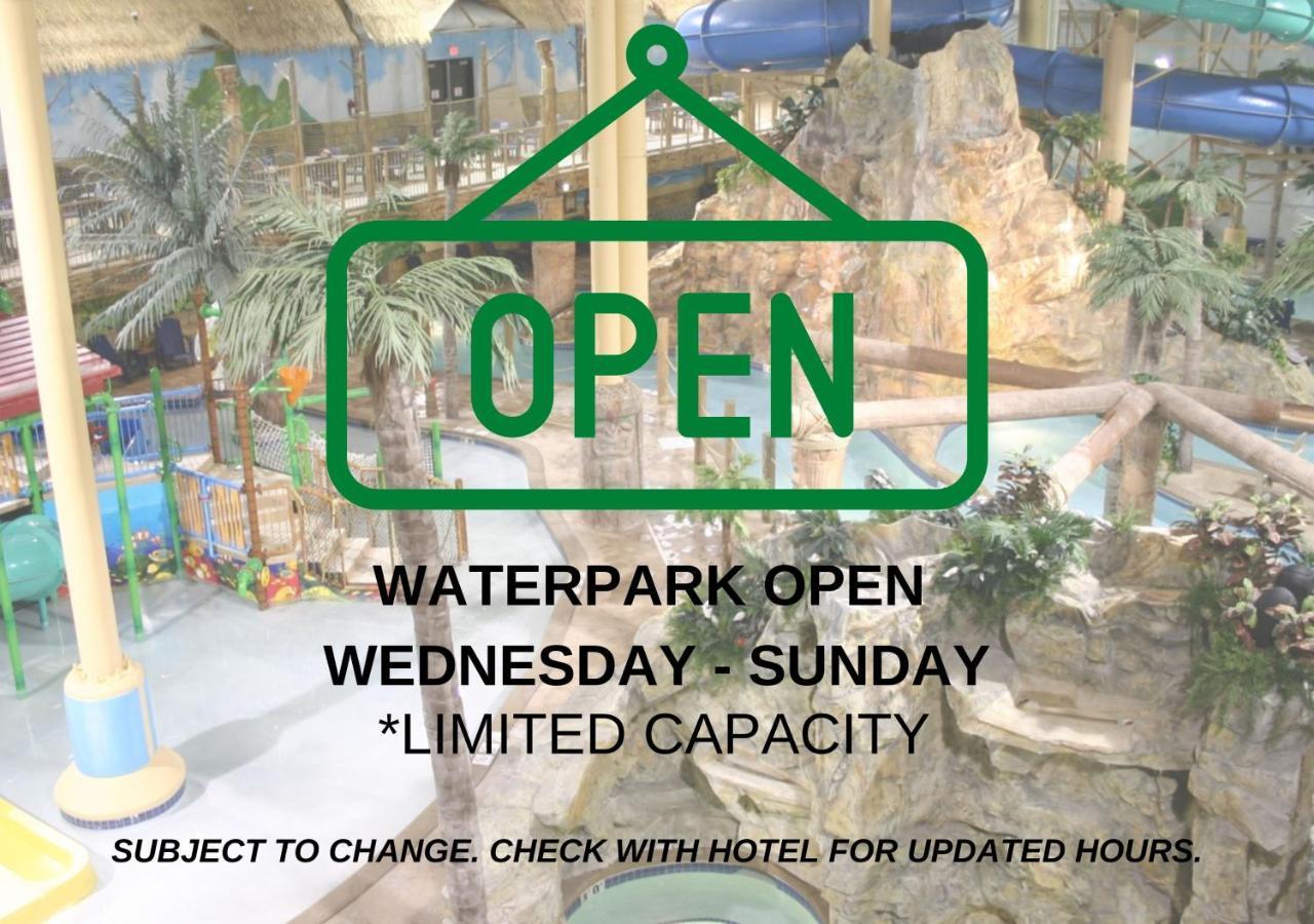 Отель Edgewater Waterpark Дулут Экстерьер фото